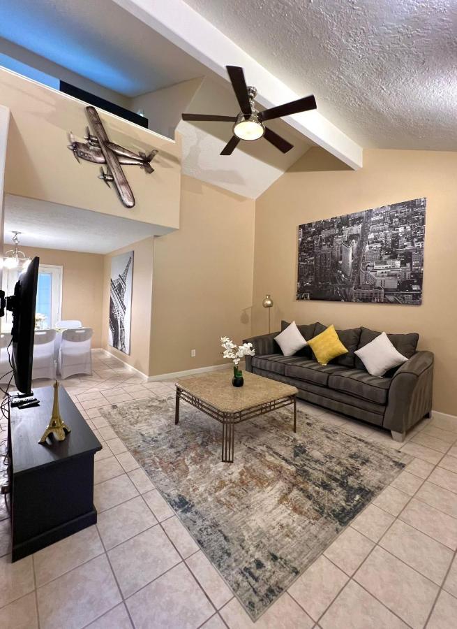 Centrally Located Houston Retreat! Sleeps 8, 10 Min To Downtown, Free Parking Luaran gambar
