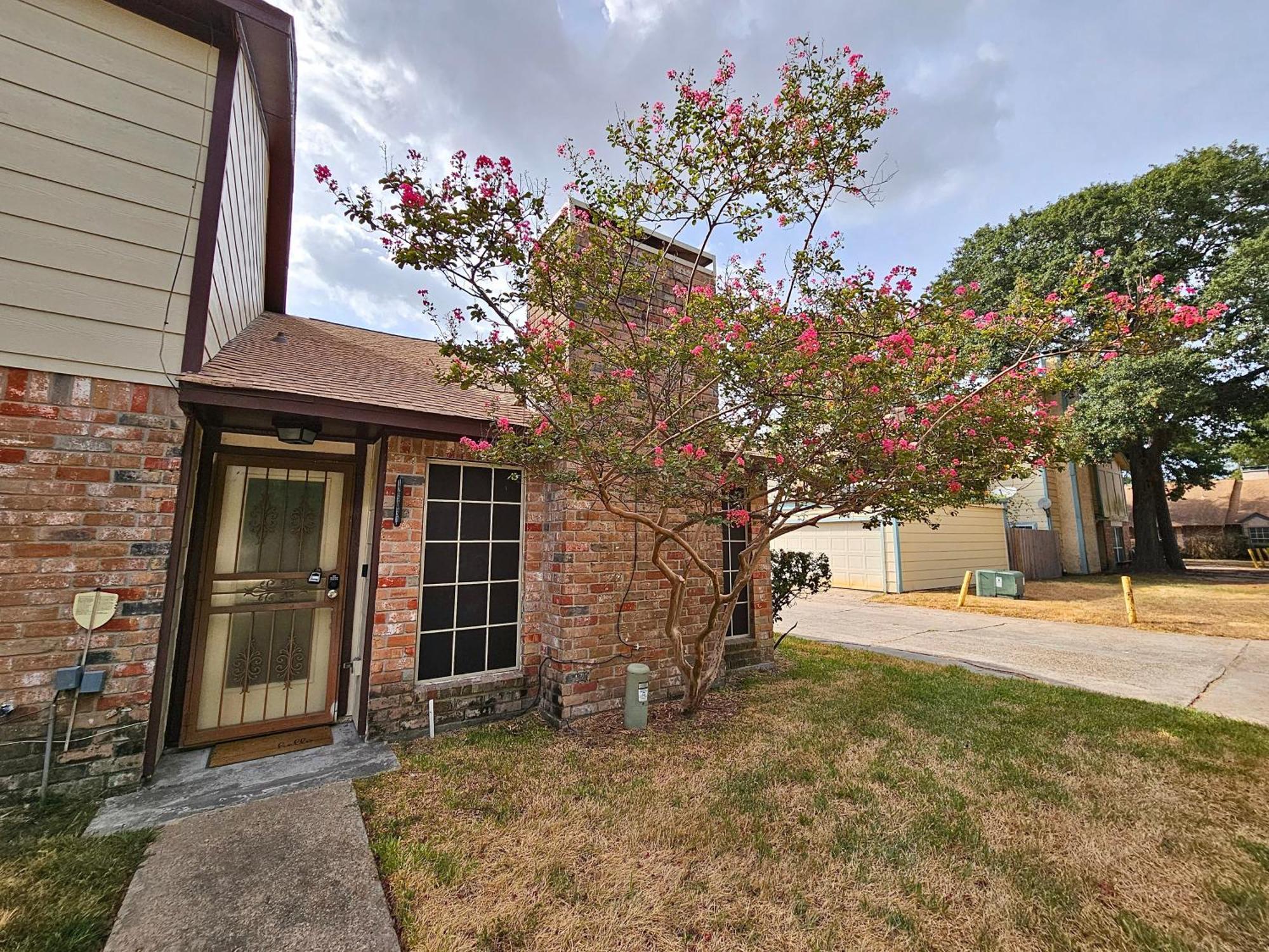 Centrally Located Houston Retreat! Sleeps 8, 10 Min To Downtown, Free Parking Luaran gambar